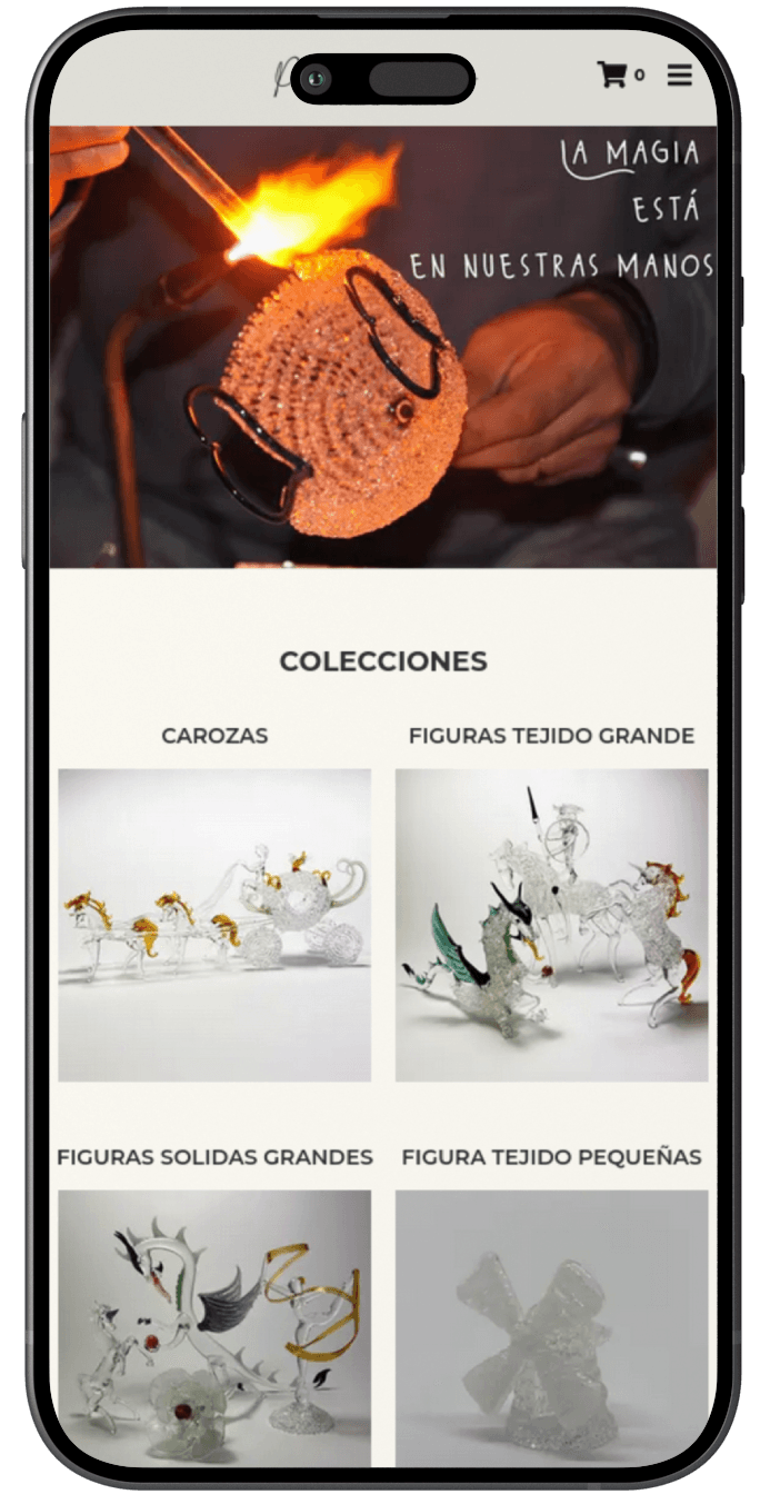iPhone mostrando web ecommerce creado con jShop Pineda de Luelmo.